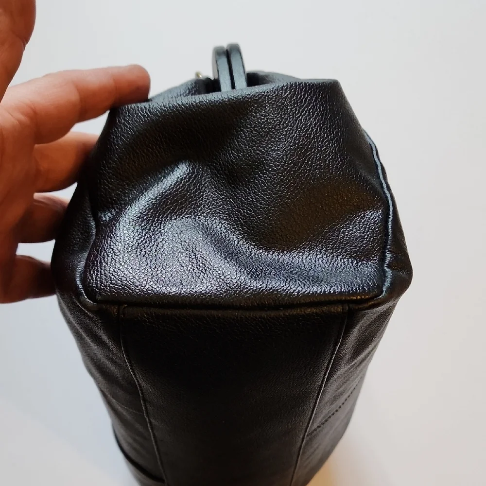 Betsey Johnson Vintage "Bow-nanza" Satchel. - Picture 6 of 15